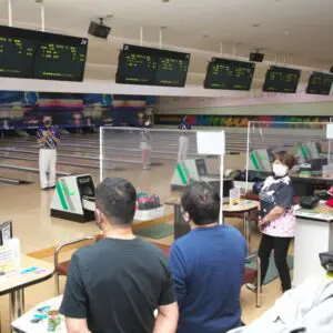 大会の一コマ › 小林よしみプロ、小林拓也プロ、ロバートリープロ（2021.05.03）