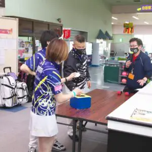 大会の一コマ › 小林よしみプロ、小林拓也プロ、ロバートリープロ（2021.05.03）