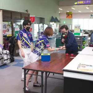 大会の一コマ › 小林よしみプロ、小林拓也プロ、ロバートリープロ（2021.05.03）