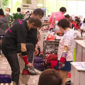 大会の一コマ › 姫路麗プロと一緒に投げよう（2022.07.24）