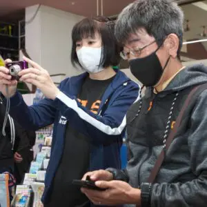 大会の一コマ › 日置秀一プロ＆澤田春花プロと一緒に投げよう！（2023.04.15）